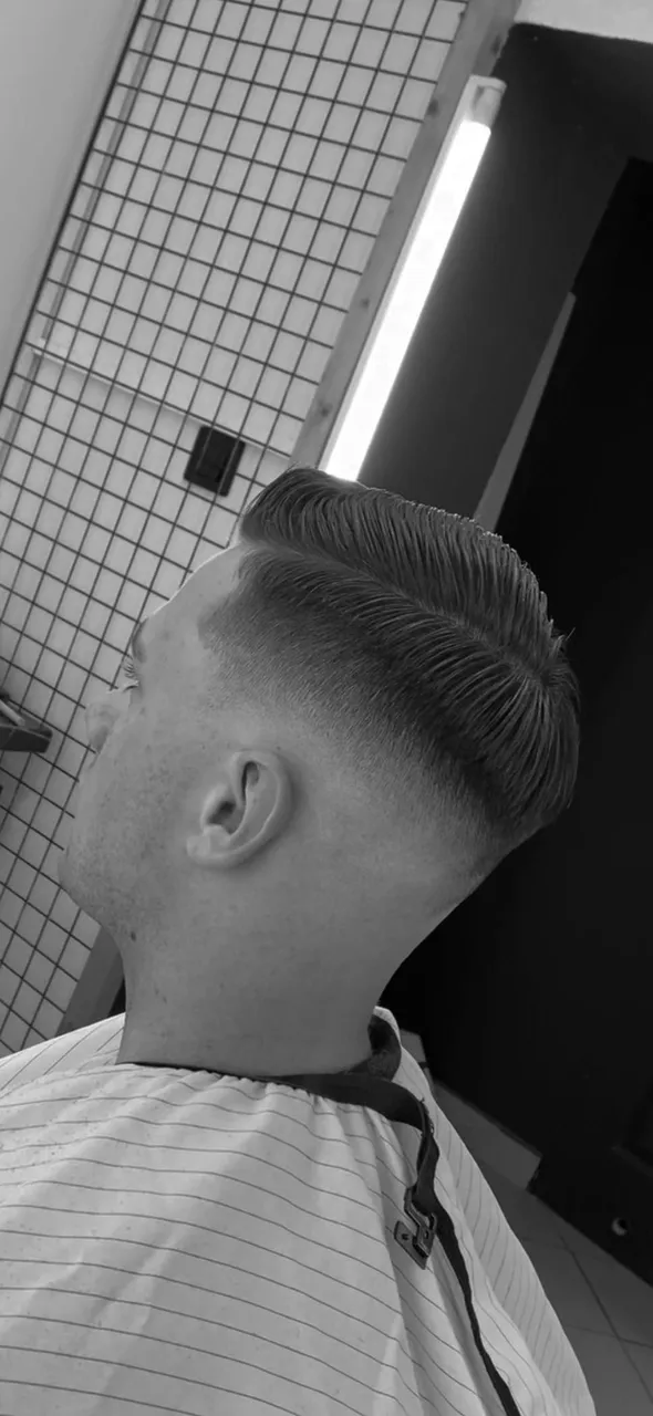 Realizacja fryzury w Burdan Barber, zdjęcie 4