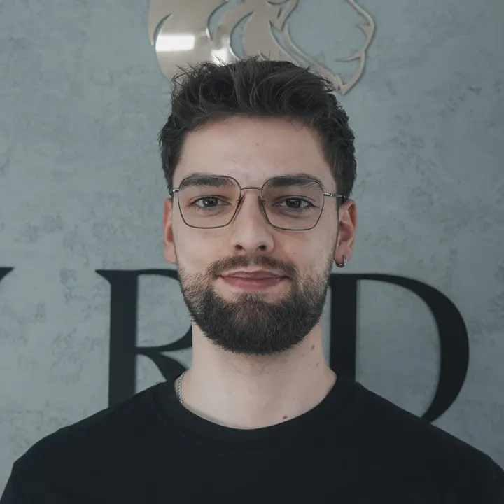 Eryk, Barber