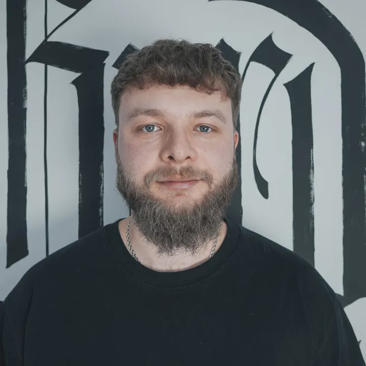 Patryk, Barber